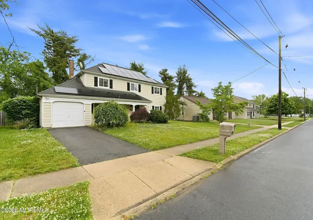 2nd image of 42 Fox Dr, Jackson, NJ 08527 | MLS# 22621410