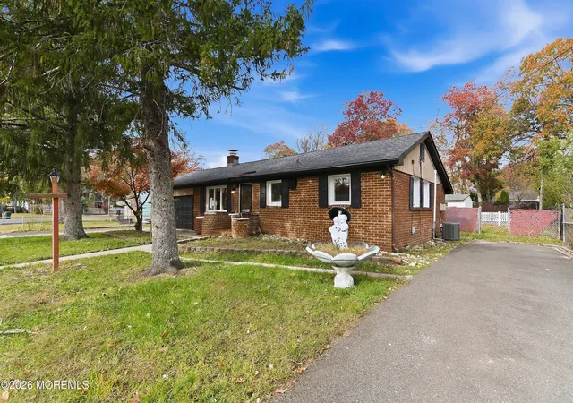 27th image of 215 Sunset Ln, Howell, NJ 07731 | MLS# 22621036