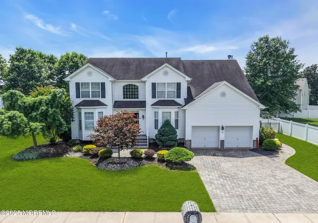 Photo 1 of Sale Pending at 8 Cabin Brk Crescent Crst, Manchester Township, NJ 08759 | MLS# 22620870 | Listing updated on 2026-08-25