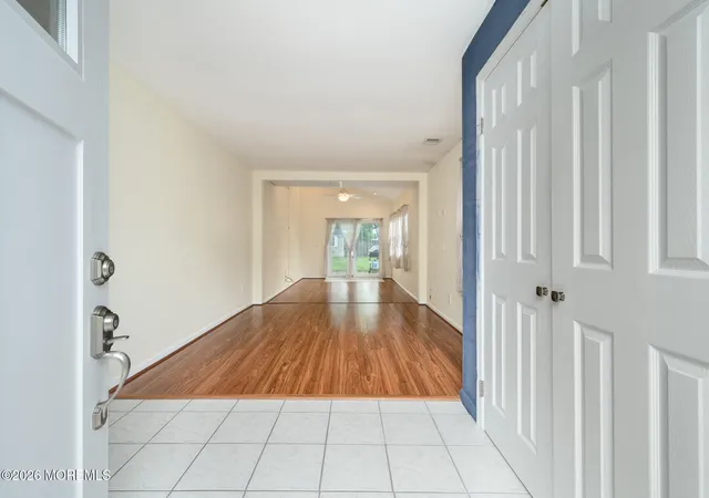 4th image of 318 Hemlock Dr, Lanoka Harbor, NJ 08734 | MLS# 22620913