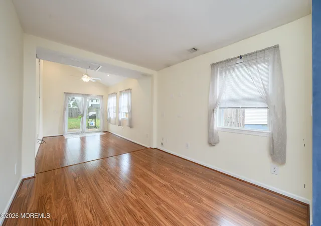 5th image of 318 Hemlock Dr, Lanoka Harbor, NJ 08734 | MLS# 22620913