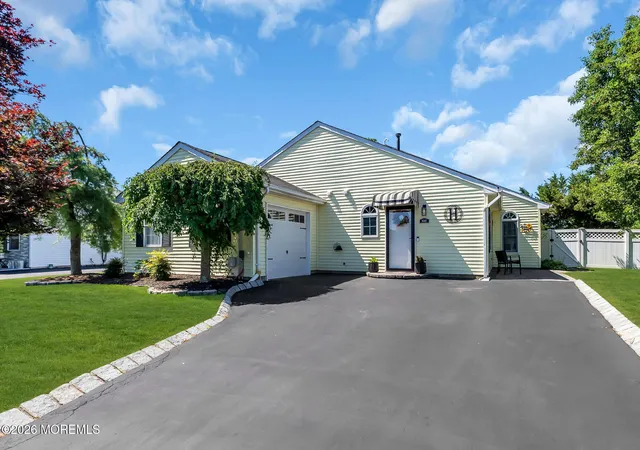 3rd image of 9 Colonial Dr, Tinton Falls, NJ 07753 | MLS# 22620654