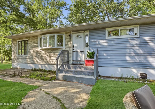 Homes for sale in Manchester, NJ | 2684 Spruce Dr, Manchester, NJ 08759 | MLS# 22621420