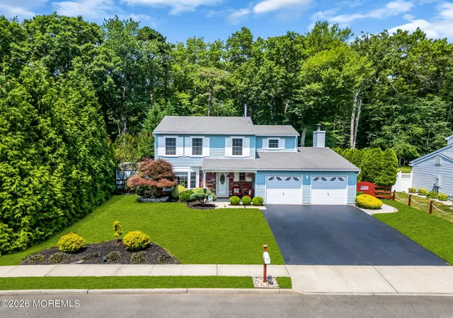 Homes for sale in Howell, NJ | 10 Yellowstone Ln, Howell, NJ 07731 | MLS# 22620586