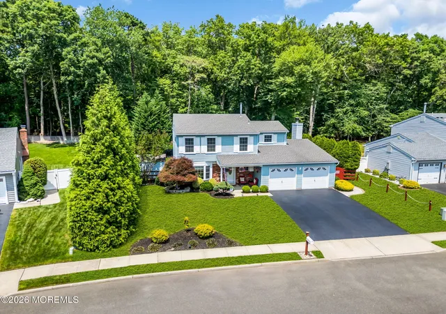 Homes for sale in Howell, NJ | 10 Yellowstone Ln, Howell, NJ 07731 | MLS# 22620586