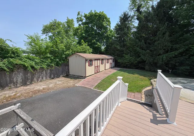 Homes for sale in Howell, NJ | 4 Glen Rd, Howell, NJ 07731 | MLS# 22620928