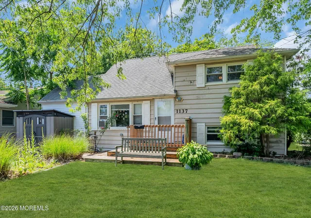 Homes for sale in Point Pleasant Boro, NJ | 1137 Roe Ave, Point Pleasant Boro, NJ 08742 | MLS# 22620649