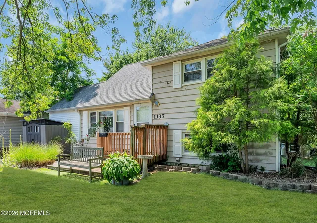 Homes for sale in Point Pleasant Boro, NJ | 1137 Roe Ave, Point Pleasant Boro, NJ 08742 | MLS# 22620649