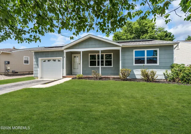 3rd image of 128 Westport Dr, Toms River, NJ 08757 | MLS# 22621024