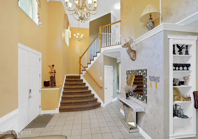 Photo 3 of Single family home for sale at 2 Stonehenge Ct, Jackson, NJ 08527 | MLS# 22621224 | Listing updated on 2026-10-08