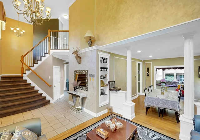 Photo 4 of Single family home for sale at 2 Stonehenge Ct, Jackson, NJ 08527 | MLS# 22621224 | Listing updated on 2026-10-08