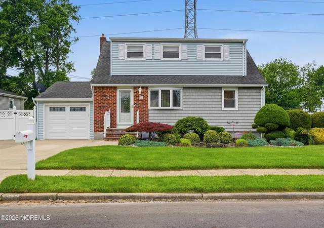 Homes for sale in Edison, NJ | 24 Deerwood Ave, Edison, NJ 08817 | MLS# 22620674