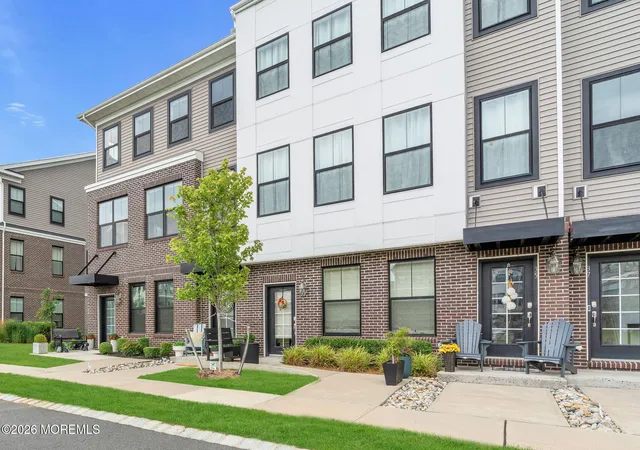 Homes for sale in Eatontown, NJ | 31 Midway Rd N, Eatontown, NJ 07724 | MLS# 22620679