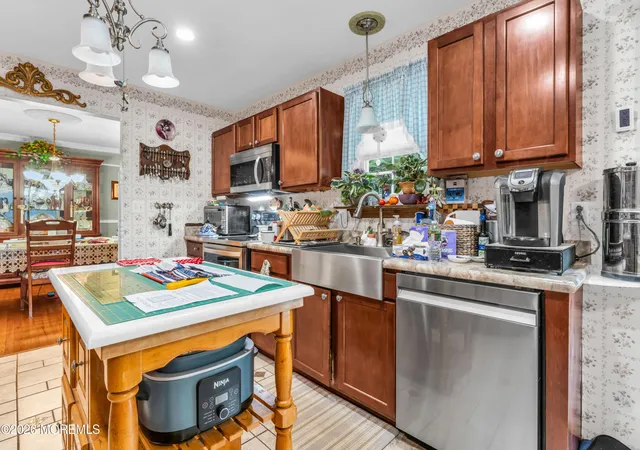 Homes for sale in Little Egg Harbor Twp, NJ | 8 Hillcrest Ln, Little Egg Harbor Twp, NJ 08087 | MLS# 22620859