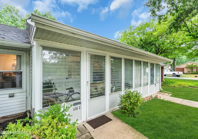 5th image of 126C Farrington Ct, Lakewood, NJ 08701 | MLS# 22620752