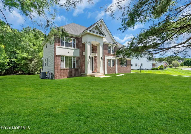Photo 4 of Sale Pending at 21 Fox Holw Dr, Jackson, NJ 08527 | MLS# 22620978 | Listing updated on 2026-08-14