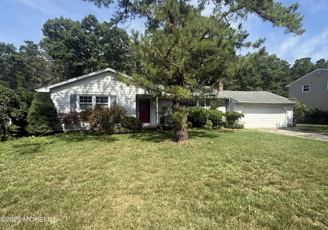 Photo 2 of Sale Pending at 127 Cardinal Dr, Toms River, NJ 08755 | MLS# 22620769 | Listing updated on 2026-08-15