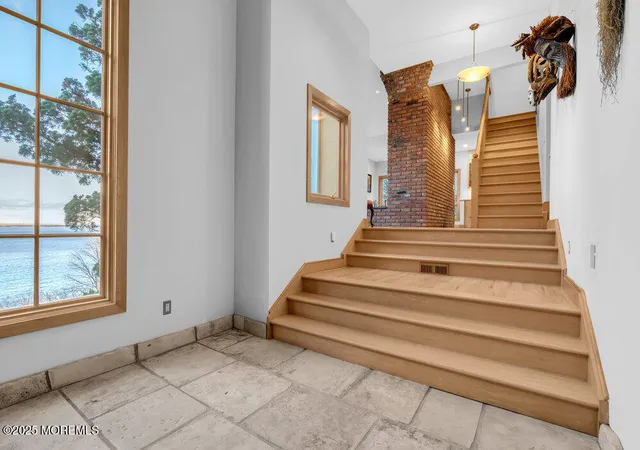 5th image of 18 Belvidere Rd, Atlantic Highlands, NJ 07716 | MLS# 22621341