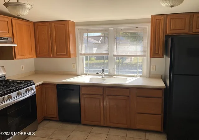 Homes for sale in Hazlet, NJ | 25 Hart St, Hazlet, NJ 07734 | MLS# 22620801