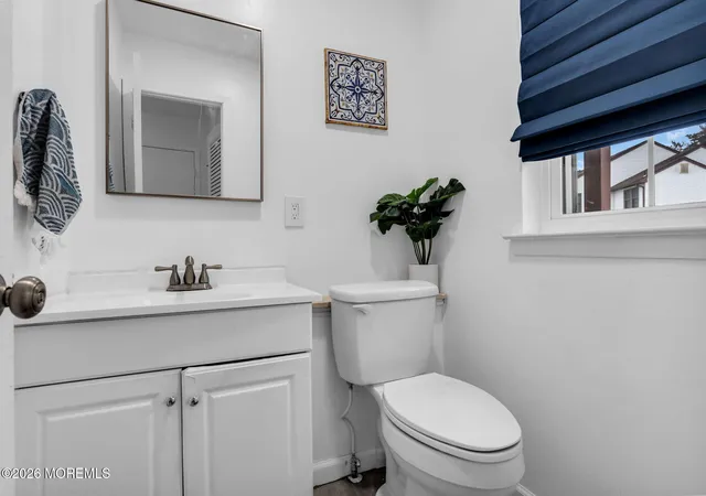 3rd image of 281 Longwood Dr #28-1, Manalapan, NJ 07726 | MLS# 22620812