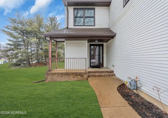 Homes for sale in Manalapan, NJ | 281 Longwood Dr #28-1, Manalapan, NJ 07726 | MLS# 22620812