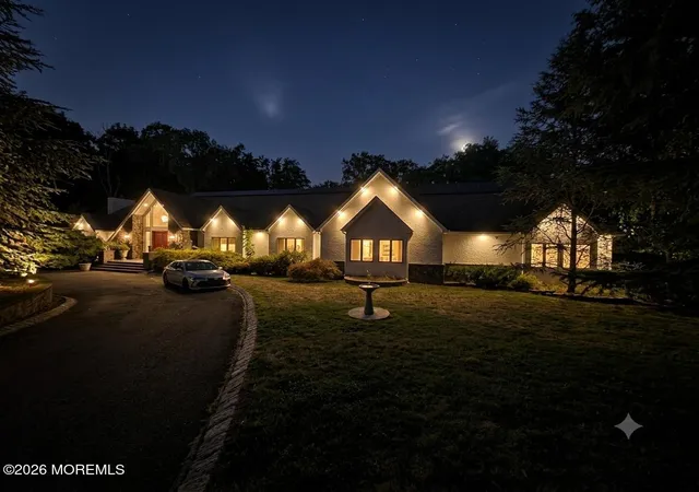 2nd image of 32 Takolusa Dr, Holmdel, NJ 07733 | MLS# 22620840