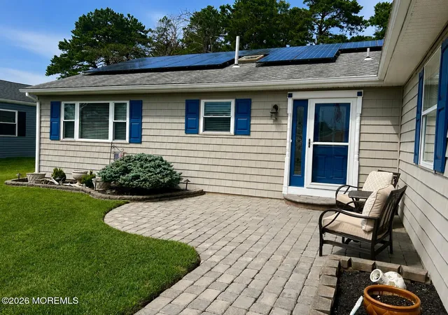 Photo 2 of Single family home for sale at 365 Port Royal Dr, Toms River, NJ 08757 | MLS# 22621067 | Listing updated on 2026-09-14