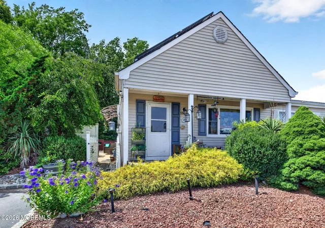 Photo 2 of Sale Pending at 536 Iron Kettle Rd, Toms River, NJ 08753 | MLS# 22620850 | Listing updated on 2026-08-18