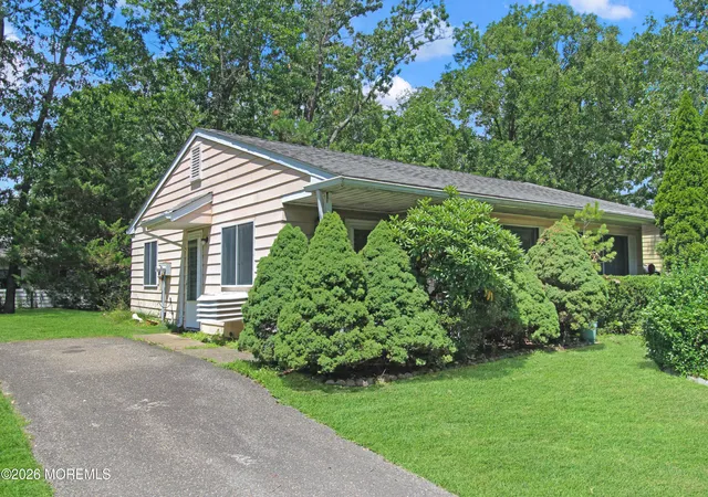 Homes for sale in Whiting, NJ | 40b Roosevelt City Rd, Whiting, NJ 08759 | MLS# 22620900