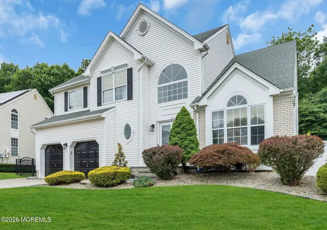 Homes for sale in Matawan, NJ | 54 Winding Brook Dr, Matawan, NJ 07747 | MLS# 22621087