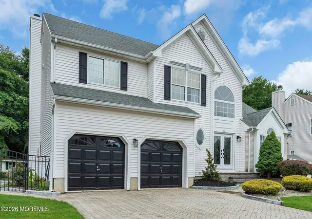 Homes for sale in Matawan, NJ | 54 Winding Brook Dr, Matawan, NJ 07747 | MLS# 22621087