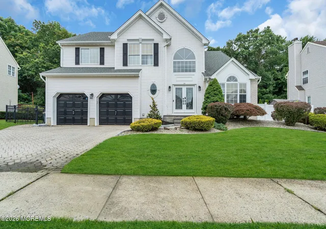 Homes for sale in Matawan, NJ | 54 Winding Brook Dr, Matawan, NJ 07747 | MLS# 22621087
