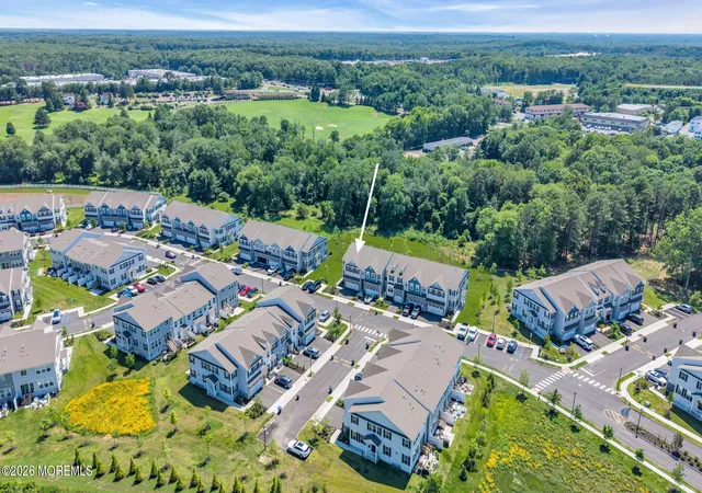 3rd image of 3009 Quail Ridge Blvd, Farmingdale, NJ 07727