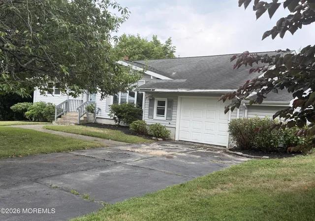 2nd image of 717 Howell Dr, Brielle, NJ 08730 | MLS# 22620931