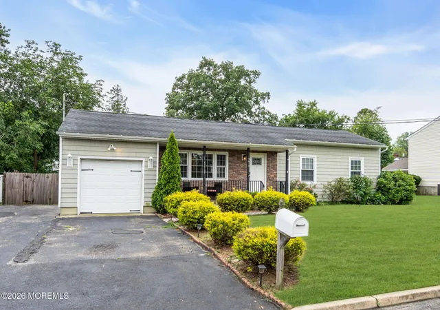 Photo 3 of Sale Pending at 370 Lake Shore Dr, Brick, NJ 08723 | MLS# 22620941 | Listing updated on 2026-09-15