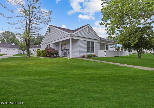 Photo 3 of Sale Pending at 917a Liverpool Cir, Manchester, NJ 08759 | MLS# 22620991 | Listing updated on 2026-10-07