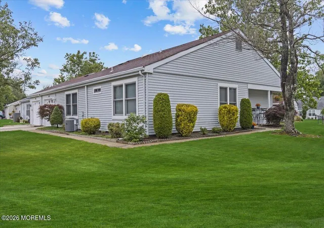 Photo 4 of Sale Pending at 917a Liverpool Cir, Manchester, NJ 08759 | MLS# 22620991 | Listing updated on 2026-10-07