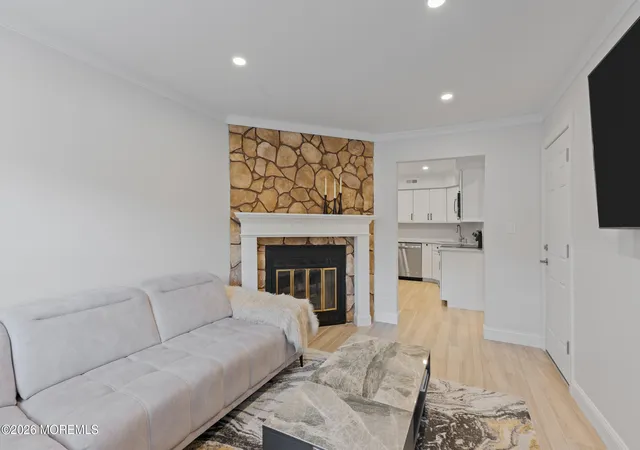 Homes for sale in Scotch Plains, NJ | 40 Wareham Ct, Scotch Plains, NJ 07076 | MLS# 22620936