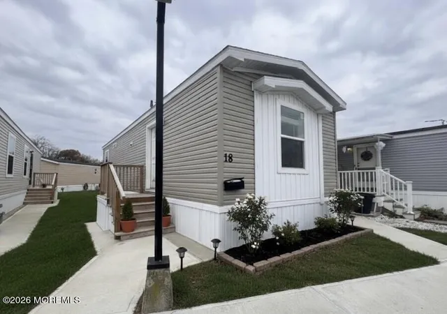 Homes for sale in Hazlet, NJ | 18 Avenue A, Hazlet, NJ 07730 | MLS# 22621009
