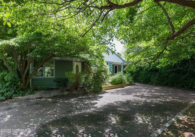 Homes for sale in Atlantic Highlands, NJ | 115 Browns Dock Rd, Atlantic Highlands, NJ 07716 | MLS# 22621120