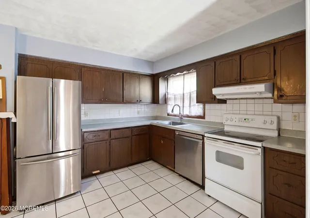 Homes for sale in Hackensack, NJ | 444 W Lookout Ave, Hackensack, NJ 07601 | MLS# 22621116