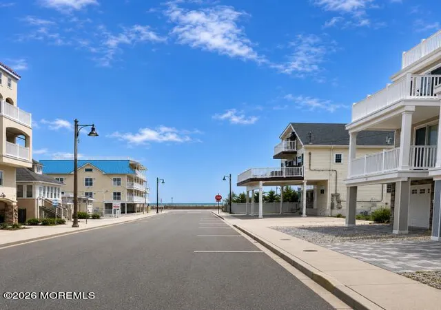 3rd image of 39 Sampson Ave, Seaside Heights, NJ 08751