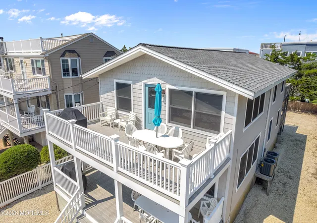 Homes for sale in Barnegat Light, NJ | 14 E 24Th St, Barnegat Light, NJ 08006 | MLS# 22621153