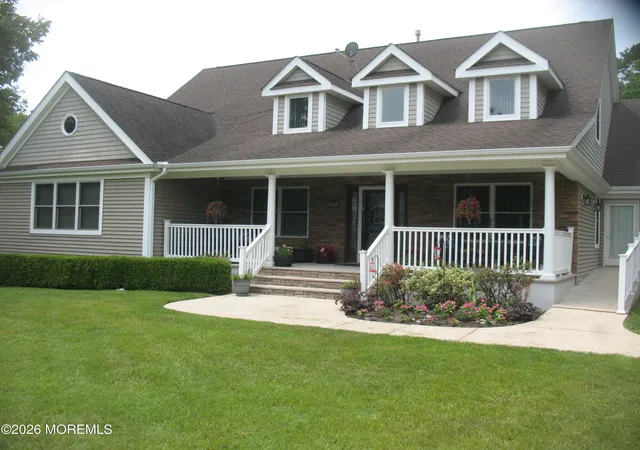 Photo 2 of Single family home for sale at 550 Egenolf Pl, Bayville, NJ 08721 | MLS# 22621159 | Listing updated on 2026-08-13