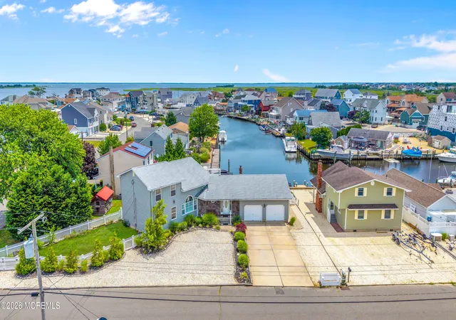 3rd image of 964 Seagull Dr, Lanoka Harbor, NJ 08734 | MLS# 22621181