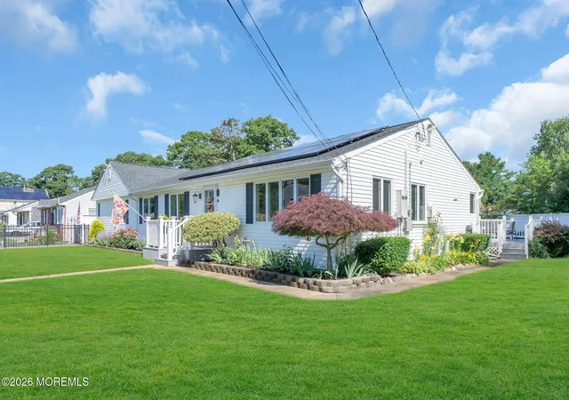 4th image of 470 Woodpark Dr, Brick, NJ 08723 | MLS# 22621302