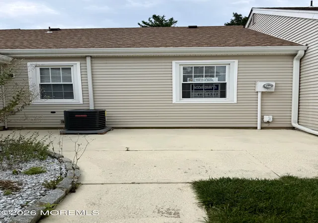 16th image of 41 Piazza San Paola #C, Freehold, NJ 07728 | MLS# 22621215