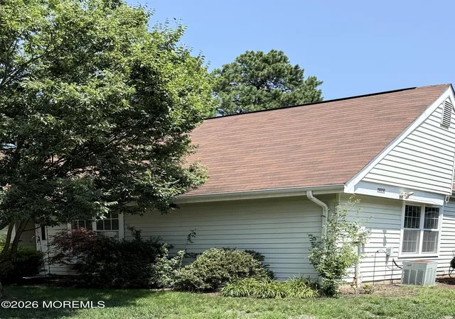 Homes for sale in Manchester, NJ | 439d Chesterfield Ct, Manchester, NJ 08759 | MLS# 22621226