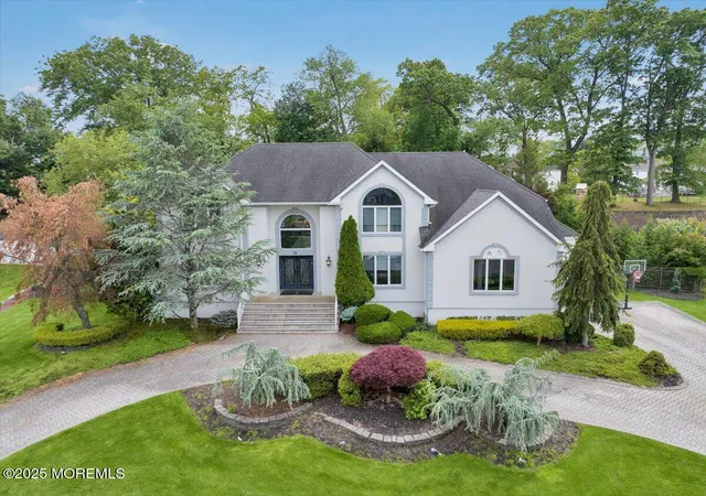 2nd image of 11 Hemingway Ct, Morganville, NJ 07751 | MLS# 22621243