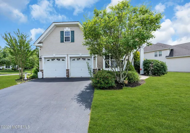 2nd image of 11 Mulberry Dr, Manahawkin, NJ 08050 | MLS# 22621272
